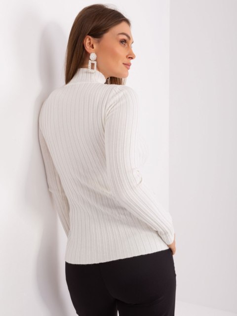 Sweter PM-SW-9747.09 ecru M/L Sweter PM-SW-9747.09 ecru M/L