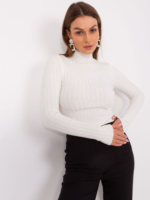 Sweter PM-SW-9747.09 ecru M/L Sweter PM-SW-9747.09 ecru M/L