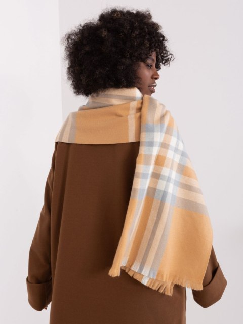 Szalik AT-SZ-23125-1.26 camelowy Szalik AT-SZ-23125-1.26 camelowy
