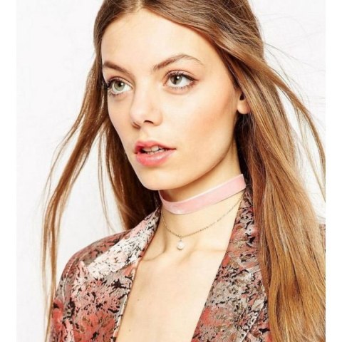 NASZYJNIK CHOKER TASIEMKA Z PEREŁKĄ CZARNY NASZYJNIK CHOKER TASIEMKA Z PEREŁKĄ CZARNY
