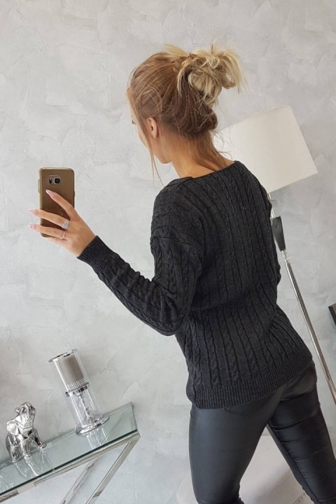 Sweter pleciony z dekoltem V grafitowy, modny warkoczowy splot Sweter pleciony z dekoltem V grafitowy, modny warkoczowy splot