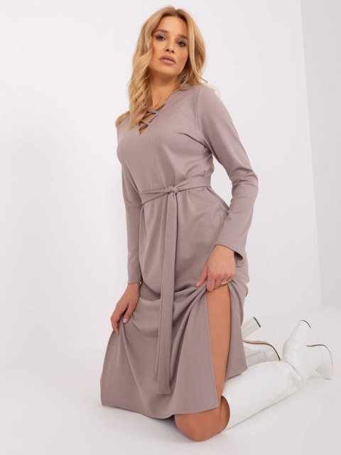 Sukienka LK-SK-509455.96 ciemny bezowy S/M Sukienka LK-SK-509455.96 ciemny bezowy S/M