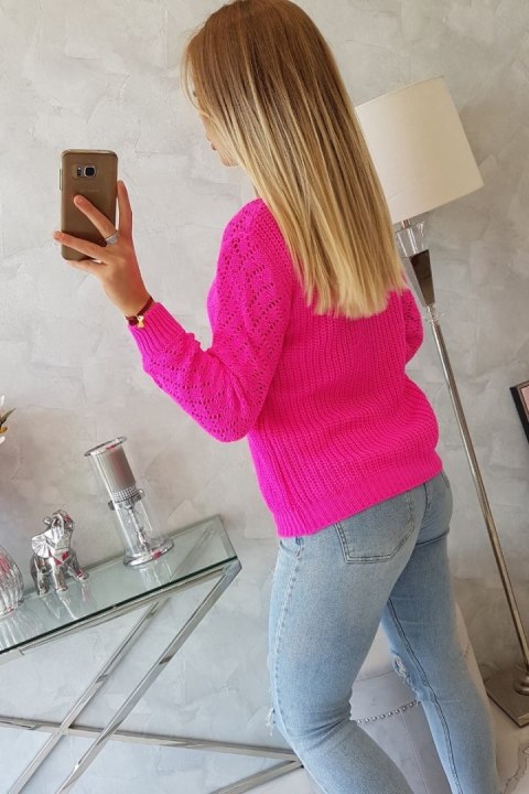 Sweter z ażurowym zdobieniem różowy neon UNI Sweter z ażurowym zdobieniem różowy neon UNI