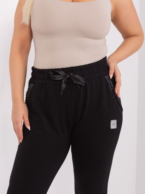 Spodnie dresowe RV-DR-6736.58 czarny 3XL Spodnie dresowe RV-DR-6736.58 czarny 3XL