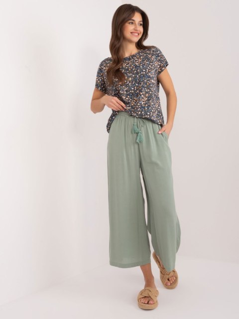 Spodnie D73761Z62237B khaki XS