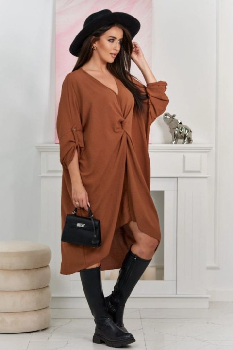 Sukienka oversize midi z dekoltem V camelowa włoska Sukienka oversize midi z dekoltem V camelowa włoska