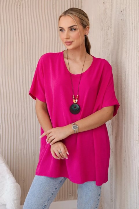 Bluzka oversize z wisiorkiem fuksja, krótki rękaw Bluzka oversize z wisiorkiem fuksja, krótki rękaw