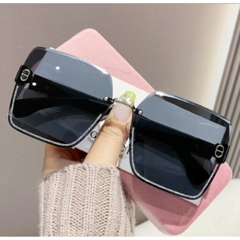 Okulary przeciwsłoneczne BLACK zdobienie BLINK GOLD OK390 Okulary przeciwsłoneczne BLACK zdobienie BLINK GOLD OK390