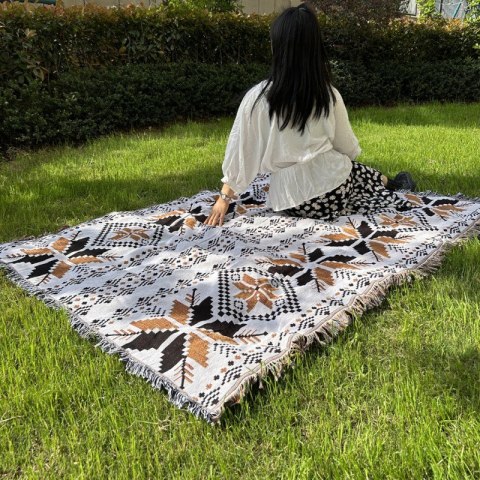 Koc BOHO pleciony, narzuta dwustronny frędzle 130x180cm KOC15WZ1 Koc BOHO pleciony, narzuta dwustronny frędzle 130x180cm KOC15WZ1