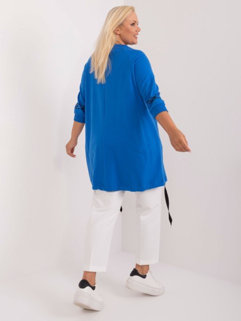 Tunika, bluzka plus size niebieska z napisami i rozcięciem Tunika, bluzka plus size niebieska z napisami i rozcięciem