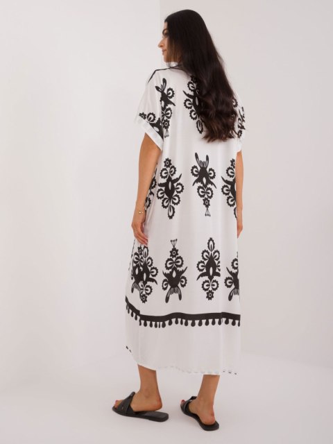 Sukienka maxi boho biało-czarna z printem oversize Sukienka maxi boho biało-czarna z printem oversize