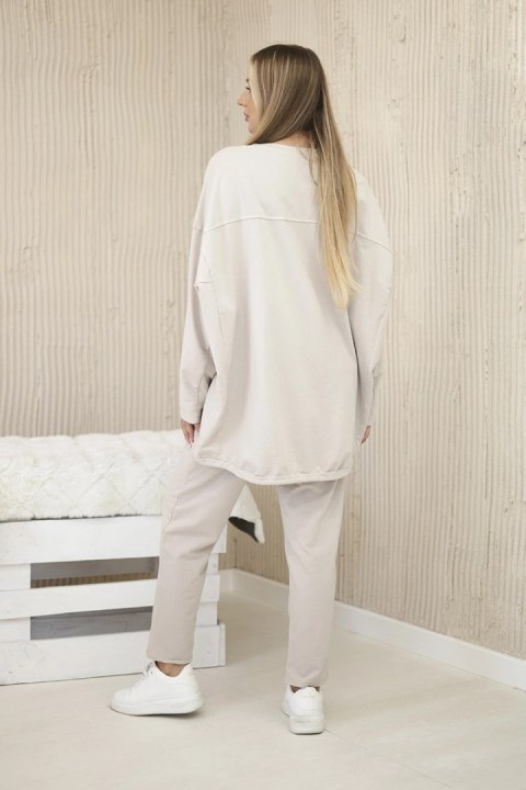 Komplet damski oversize bluza i spodnie beżowy, włoski Komplet damski oversize bluza i spodnie beżowy, włoski