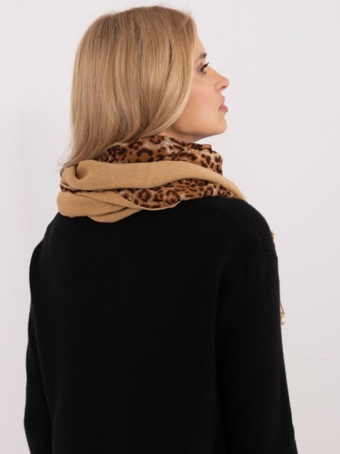 Szalik AT-SZ-ENEC-A97.88 camelowy Szalik AT-SZ-ENEC-A97.88 camelowy