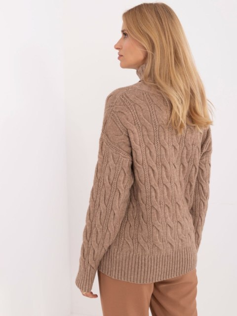 Sweter AT-SW-23445.00 ciemny bezowy Sweter AT-SW-23445.00 ciemny bezowy