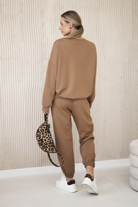 Komplet damski dresowy bluza i spodnie camelowy