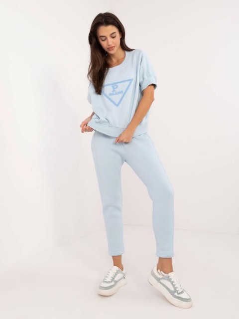 Komplet sportowy niebieski, dwuczęściowy bluza i spodnie Komplet sportowy niebieski, dwuczęściowy bluza i spodnie