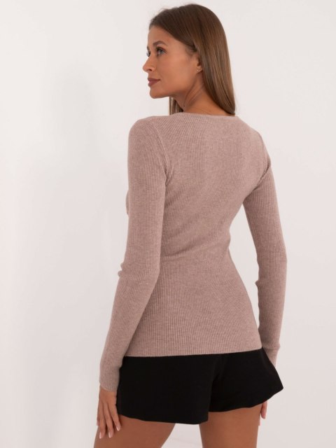 Sweter AT-SW-2332-2.62 ciemny bezowy L/XL Sweter AT-SW-2332-2.62 ciemny bezowy L/XL