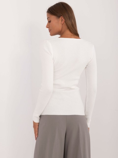Sweter AT-SW-2332-2.62 ecru L/XL Sweter AT-SW-2332-2.62 ecru L/XL