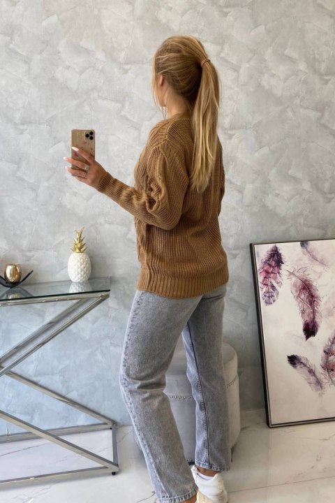 Sweter zapinany na guziki z szerokim rękawem camelowy