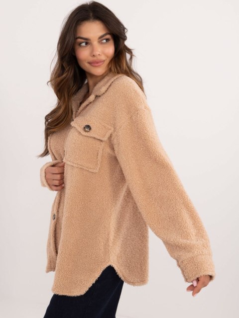Koszula camelowa oversize bouclé z kieszeniami na guziki Koszula camelowa oversize bouclé z kieszeniami na guziki