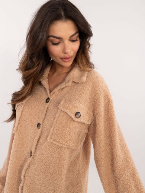 Koszula camelowa oversize bouclé z kieszeniami na guziki Koszula camelowa oversize bouclé z kieszeniami na guziki