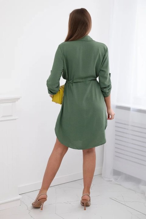 Sukienka khaki wiązana w talii, fason koszulowy