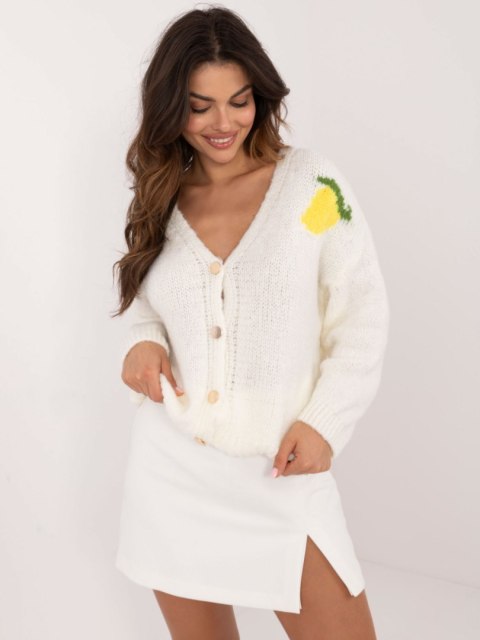 Sweter z guzikami we wzory ecru Italy Moda Sweter z guzikami we wzory ecru Italy Moda