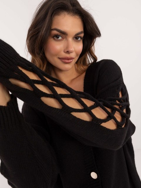 Sweter czarny rozpinany z ażurowymi rękawami Sweter czarny rozpinany z ażurowymi rękawami