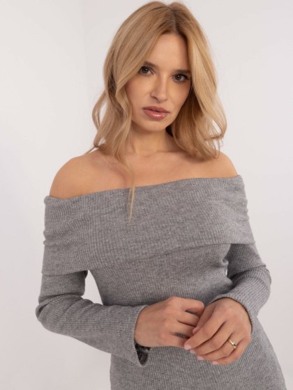 Szary sweter damski hiszpanka z odkrytymi ramionami – Italy Moda