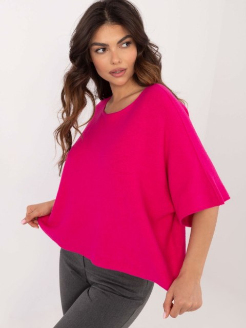 Sweter oversize fuksjowy, rękaw 3/4 idealny do pracy