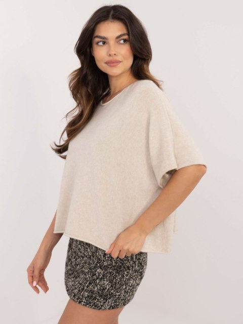 Sweter oversize beżowy, rękaw 3/4 idealny do pracy Sweter oversize beżowy, rękaw 3/4 idealny do pracy