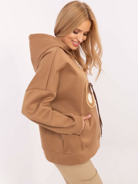 Bluza kangurka z naszywką misia, z kapturem, oversize camelowa Bluza kangurka z naszywką misia, z kapturem, oversize camelowa