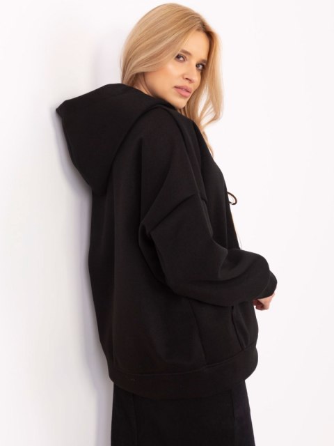 Bluza kangurka z naszywką misia, z kapturem, oversize czarna Bluza kangurka z naszywką misia, z kapturem, oversize czarna