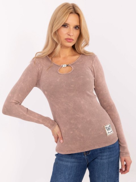Bluzka longsleeve różowa w prążek, zdobiony dekolt Bluzka longsleeve różowa w prążek, zdobiony dekolt