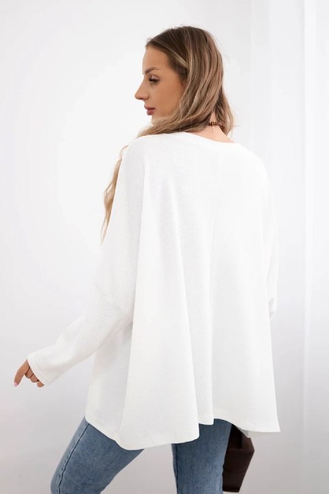 Bluzka oversize z wisiorkiem ecru Italy Moda Bluzka oversize z wisiorkiem ecru Italy Moda