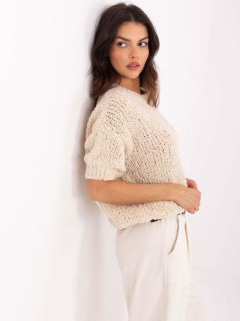 Sweter beżowy, oversize z krótkim rękawem i okrągłym dekoltem Sweter beżowy, oversize z krótkim rękawem i okrągłym dekoltem