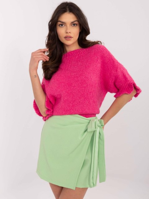 Sweter oversize różowy z krótkim rękawem i falbanką
