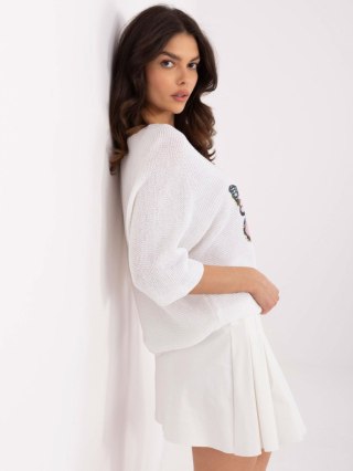 Sweter ecru, oversize z rękawem 3/4, z nadrukiem motyla