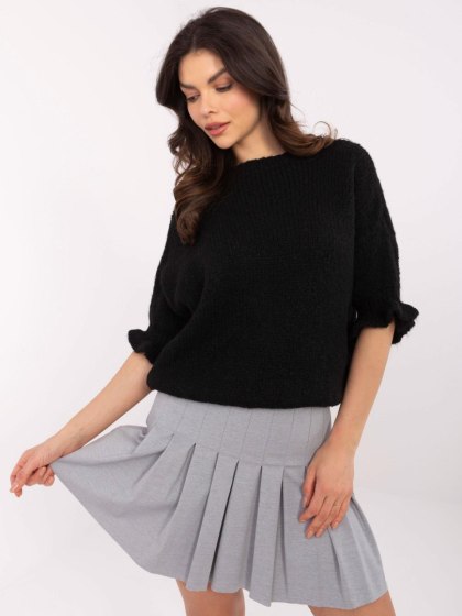 Sweter oversize czarny z krótkim rękawem i falbanką