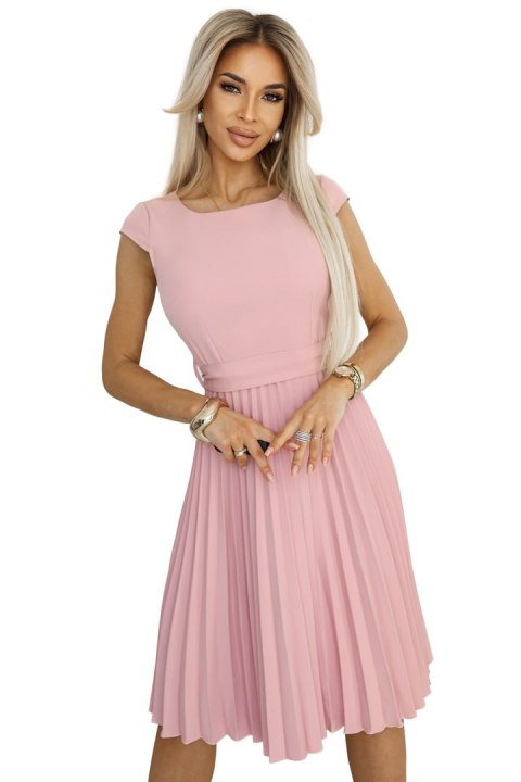 311-19 LILA Klasyczna plisowana sukienka z krótkim rękawkiem i paskiem - PUDROWY RÓŻ - XL 311-19 LILA Klasyczna plisowana sukienka z krótkim rękawkiem i paskiem - PUDROWY RÓŻ - XL