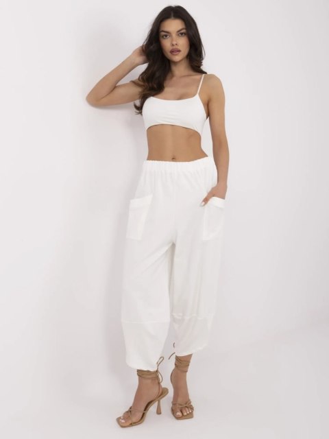 Spodnie dresowe RV-DR-9719.86 ecru L/XL