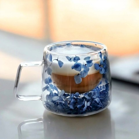 Elegancka szklanka z podwójnymi ściankami 180 ml