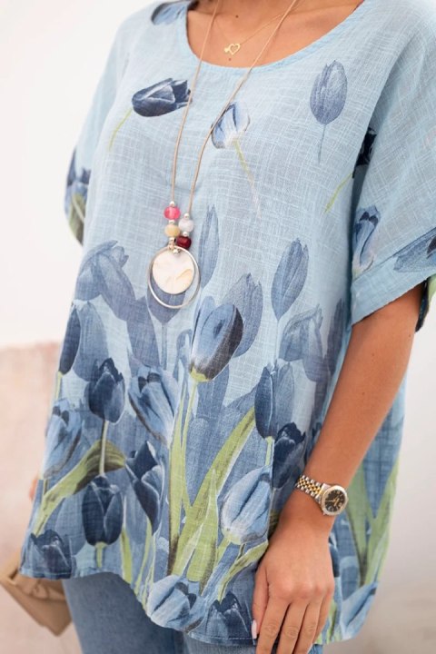Luźna koszula w stylu boho – niebieska z kwiatowym printem Luźna koszula w stylu boho – niebieska z kwiatowym printem