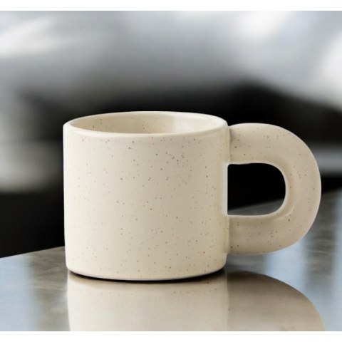 Ceramiczny, nakrapiany kubek z uchem 300 ml CUP21 Ceramiczny, nakrapiany kubek z uchem 300 ml CUP21