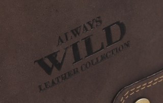 Atrakcyjny, skórzany portfel męski z mosiężnym łańcuchem - Always Wild
