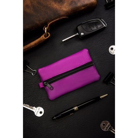 Etui na klucze ze skóry naturalnej w fioletowym kolorze Etui na klucze ze skóry naturalnej w fioletowym kolorze