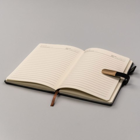 Zestaw prezentowy: czarny, elegancki notes A5 w linie i długopis z czarnym wkładem - Peterson