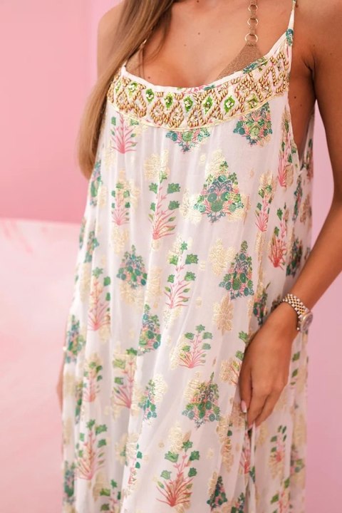 Zwiewna sukienka na lato – różowa, boho styl, ramiączka, włoska produkcja