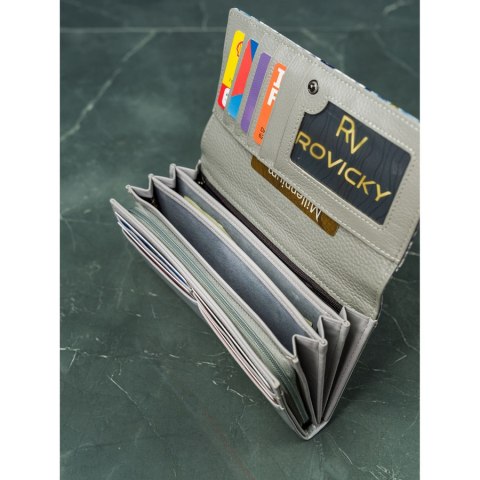 Wnętrze portfela Cavaldi – przegródki na karty, banknoty i dokumenty Wnętrze portfela Cavaldi – przegródki na karty, banknoty i dokumenty