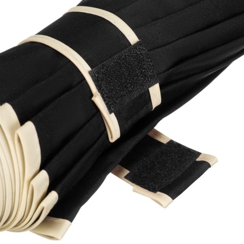 Czarny parasol Peterson z dużą czaszą i stylową drewnianą rączką – Stylowy Wieszak